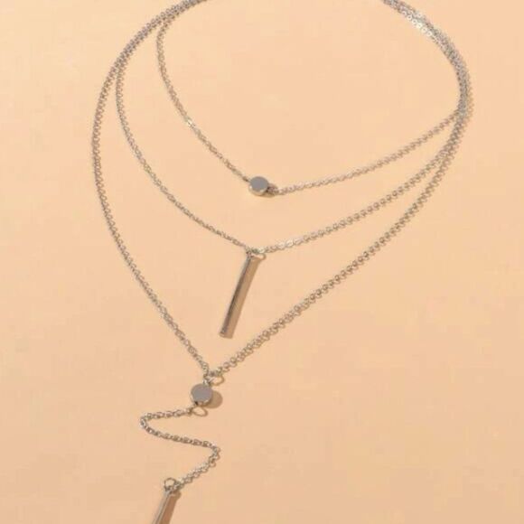 ✨Silvertone Elegant layered boho necklace ✨🌷✨ - Picture 3 of 5